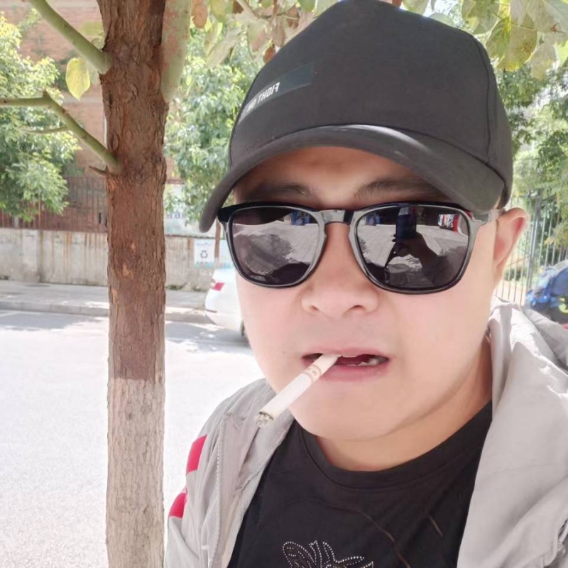 瞄小七的第一张照片--山东残疾人相亲网
