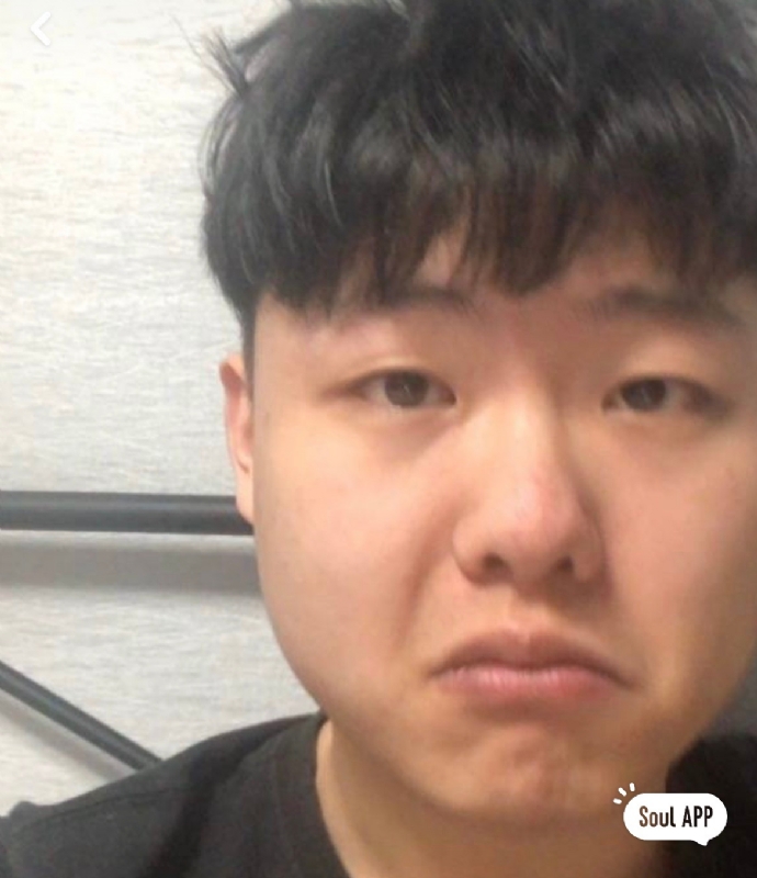 方方正正的第一张照片--山东残疾人相亲网